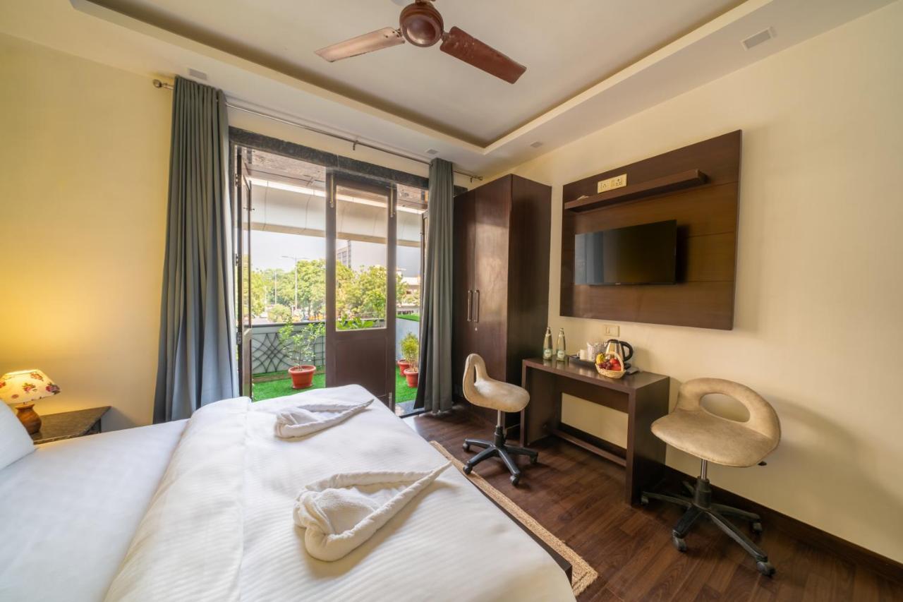 Lime Boutique B&B Gk-1 At Kailash Colony Metro , Greater Kailash Near Eros Hotel Nehru Place New Delhi Bagian luar foto