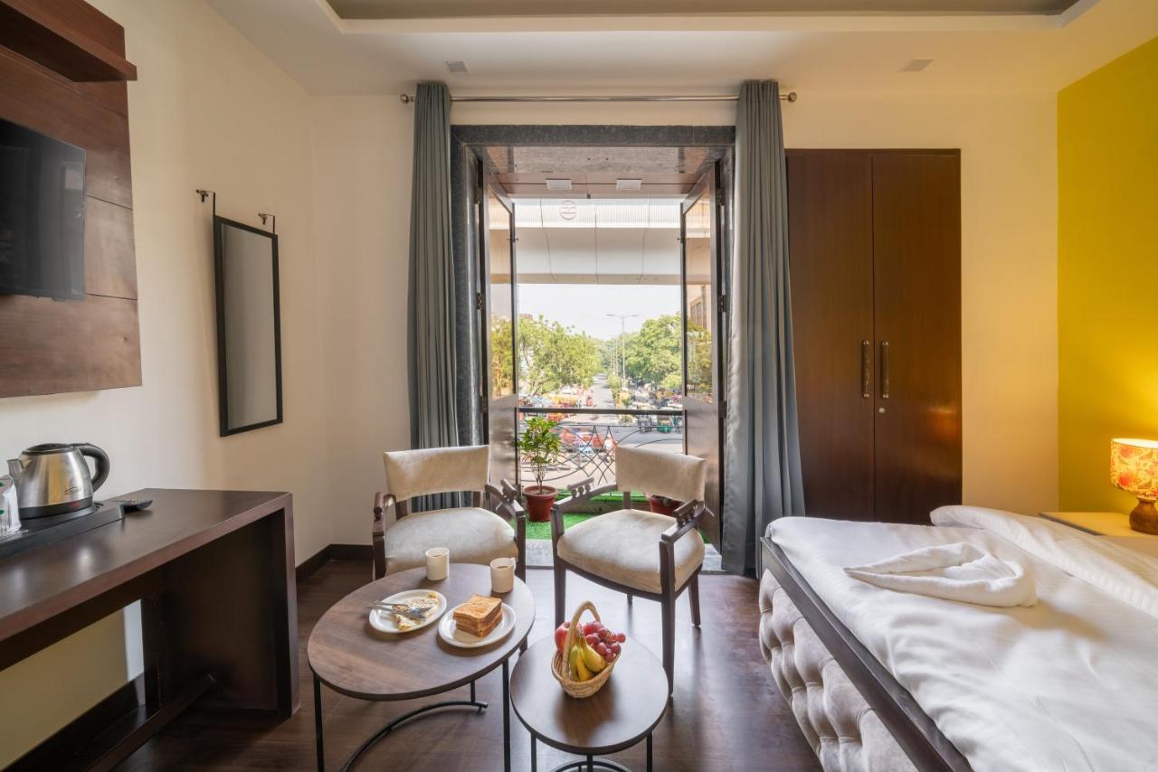 Lime Boutique B&B Gk-1 At Kailash Colony Metro , Greater Kailash Near Eros Hotel Nehru Place New Delhi Bagian luar foto